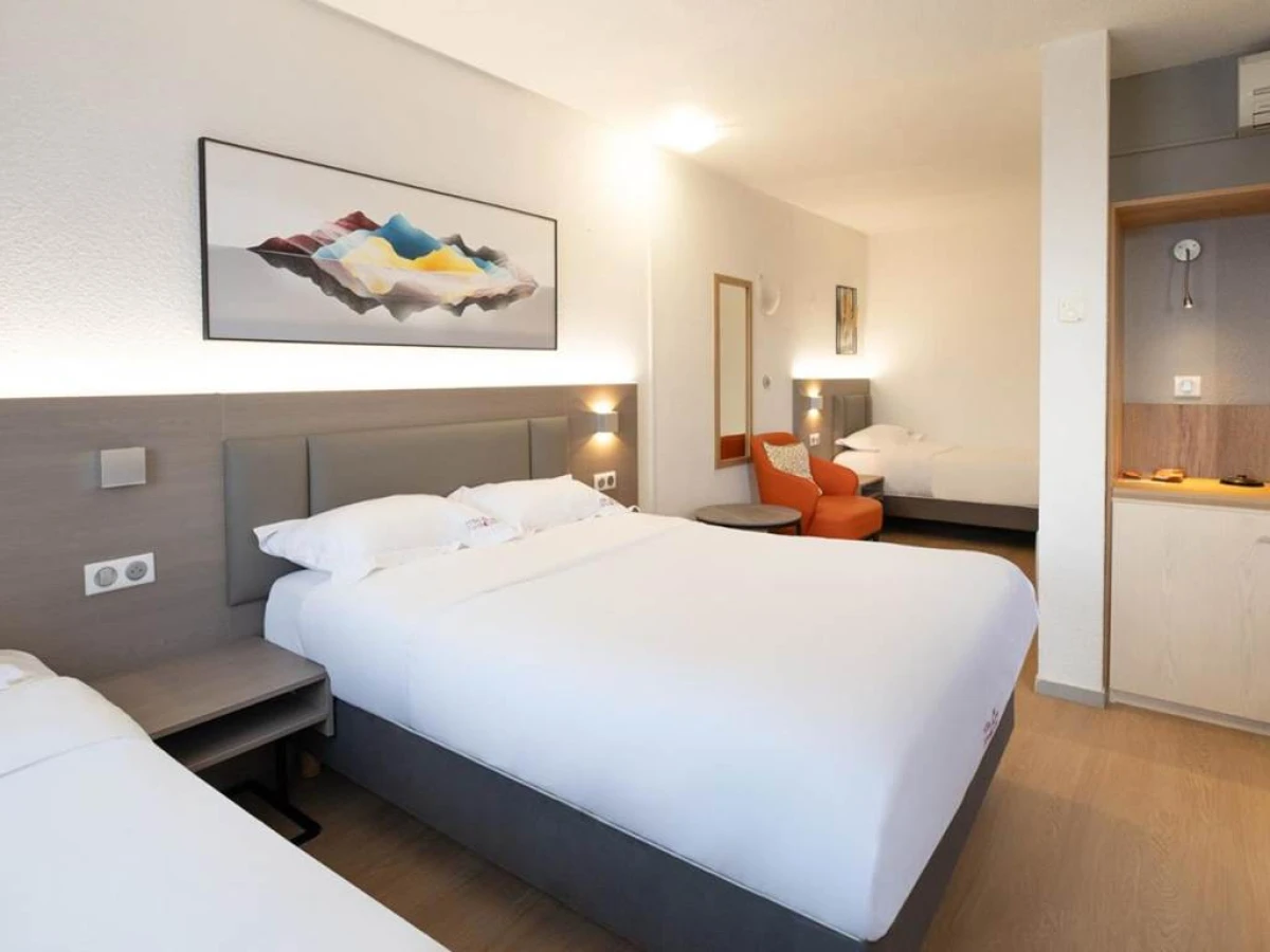 Hotel Tambourin - Bonjour Fun