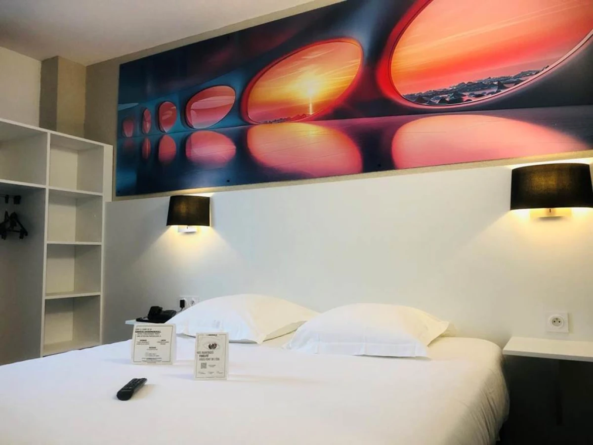 Hotel The Originals Bernay Acropole - Bonjour Fun
