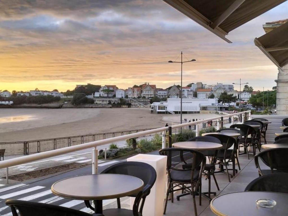 Hôtel The Originals Miramar - Bonjour Fun