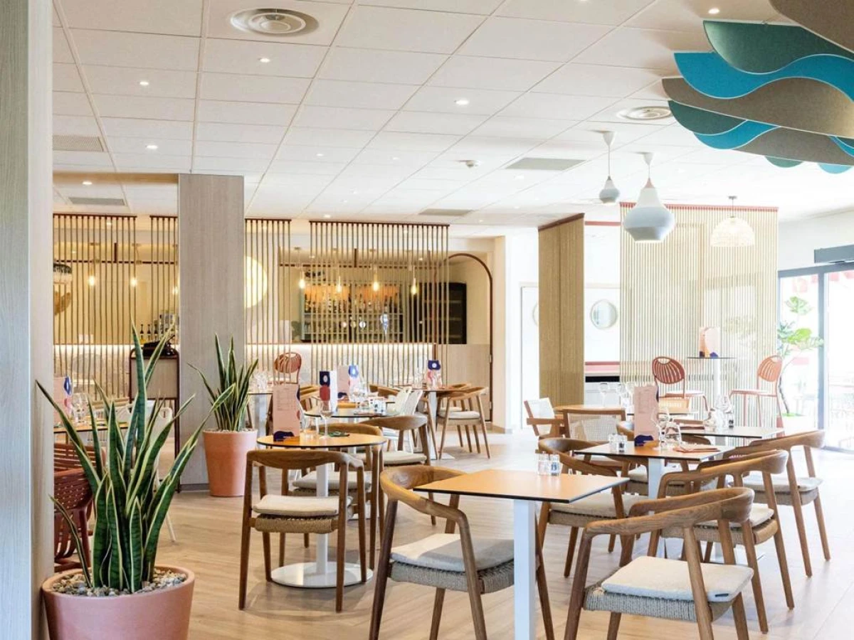 ibis Beziers Est Mediterranee A9/A75 - Bonjour Fun