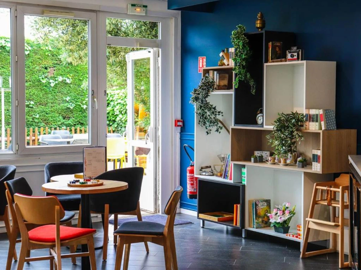 ibis Calais Car Ferry - Bonjour Fun