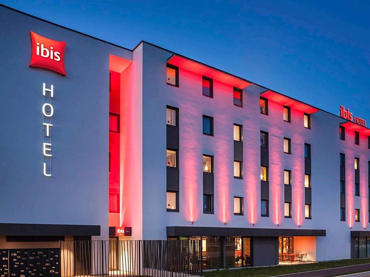 ibis Sens - Bonjour Fun