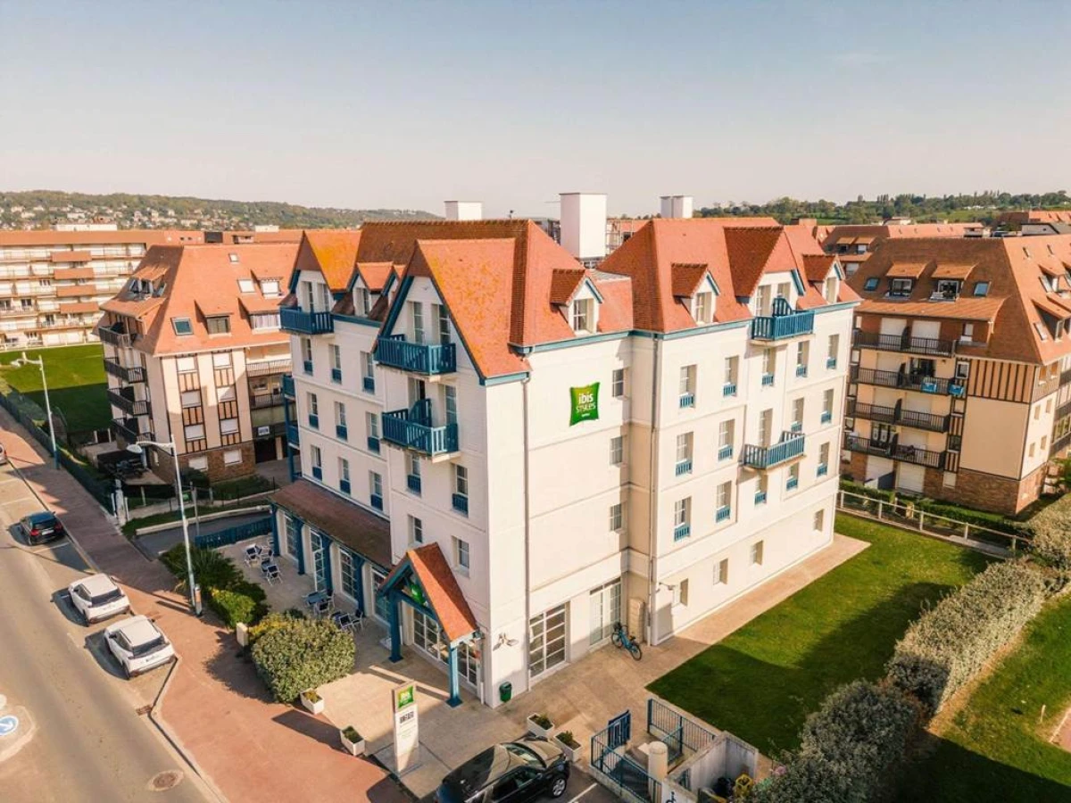 ibis Styles Deauville Villers Plage - Bonjour Fun