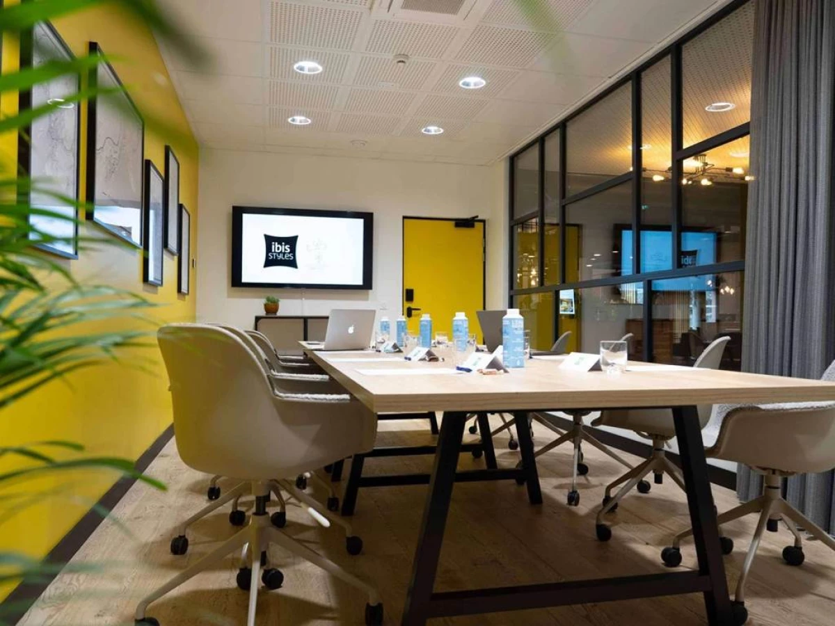 ibis Styles Dreux Centre Gare - Bonjour Fun