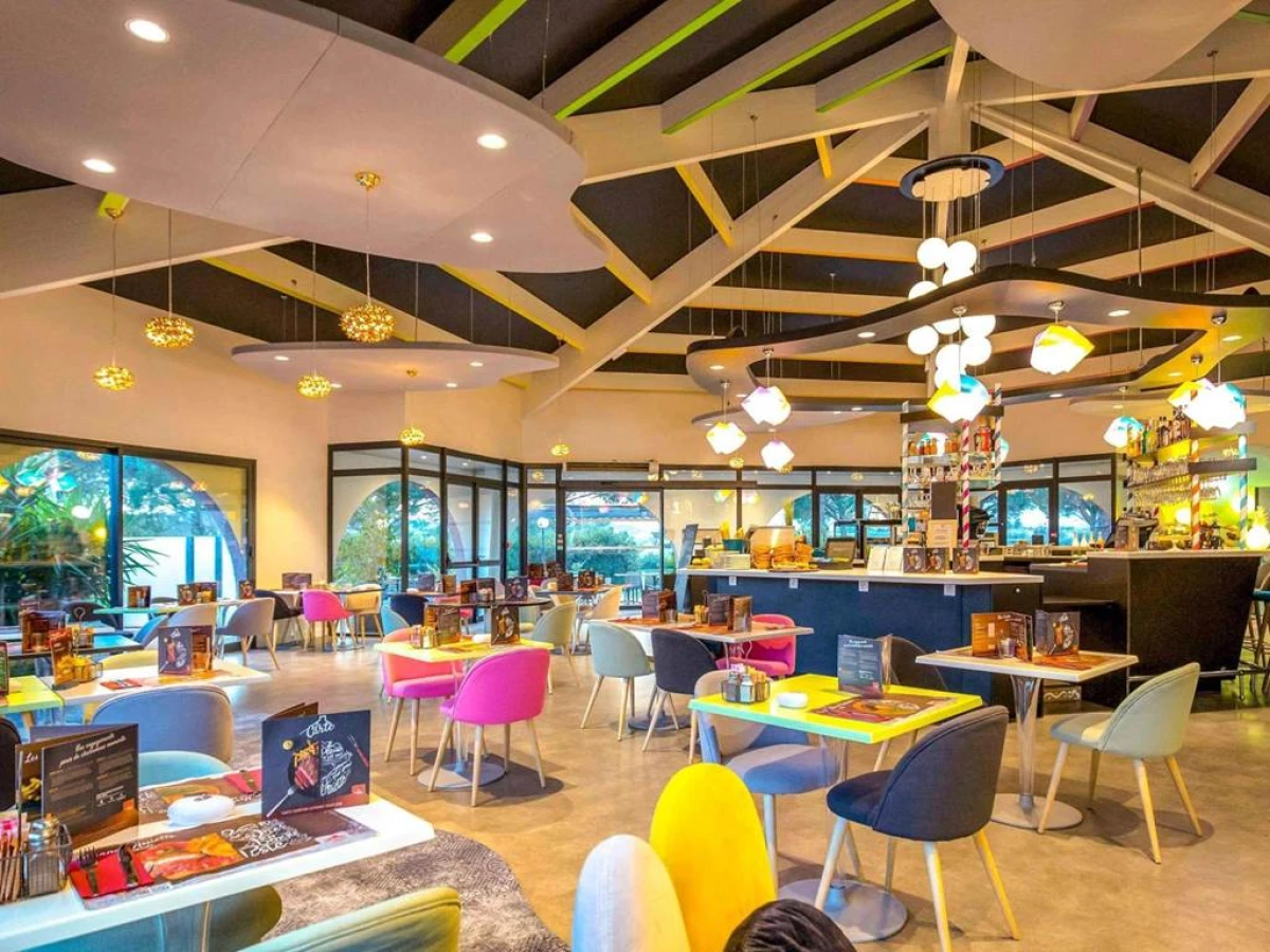 ibis Styles Fréjus St Raphael - Bonjour Fun