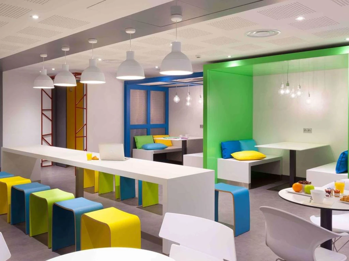 ibis Styles Nantes Centre Gare - Bonjour Fun