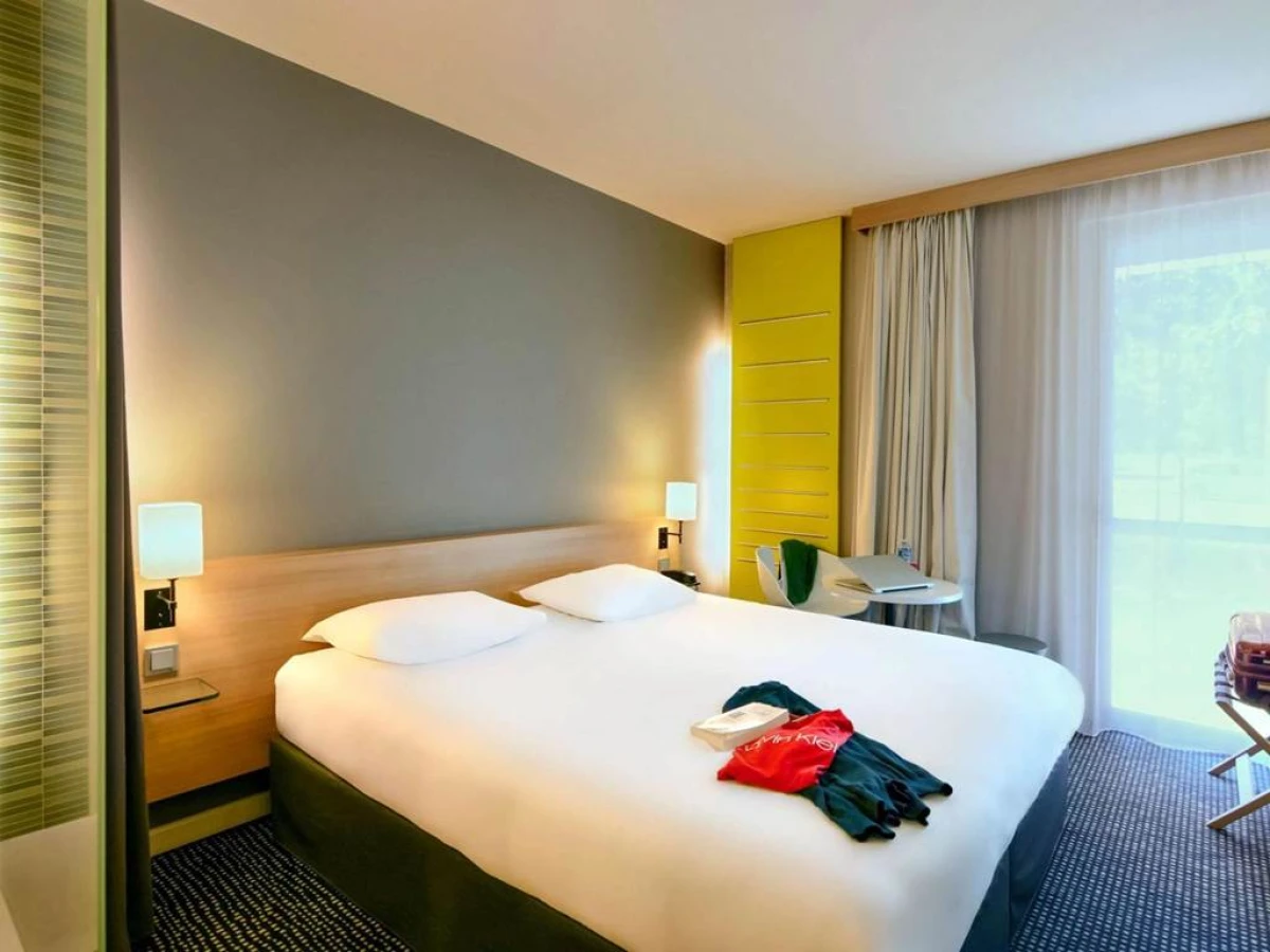 ibis Styles Nantes Reze Aéroport - Bonjour Fun