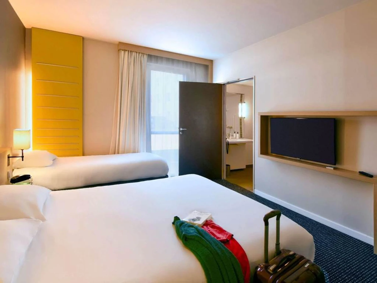ibis Styles Nantes Reze Aéroport - Bonjour Fun
