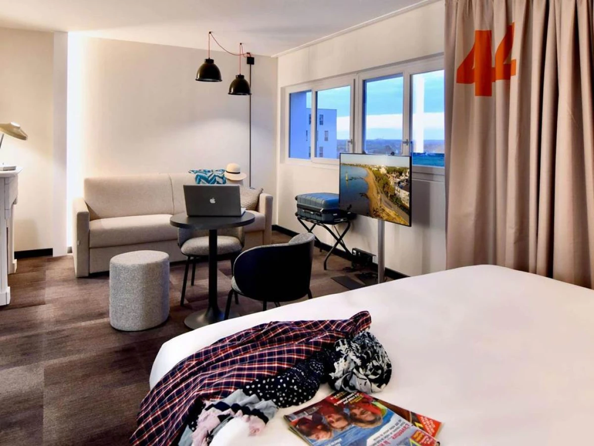 ibis Styles Saint Nazaire Centre Gare - Bonjour Fun