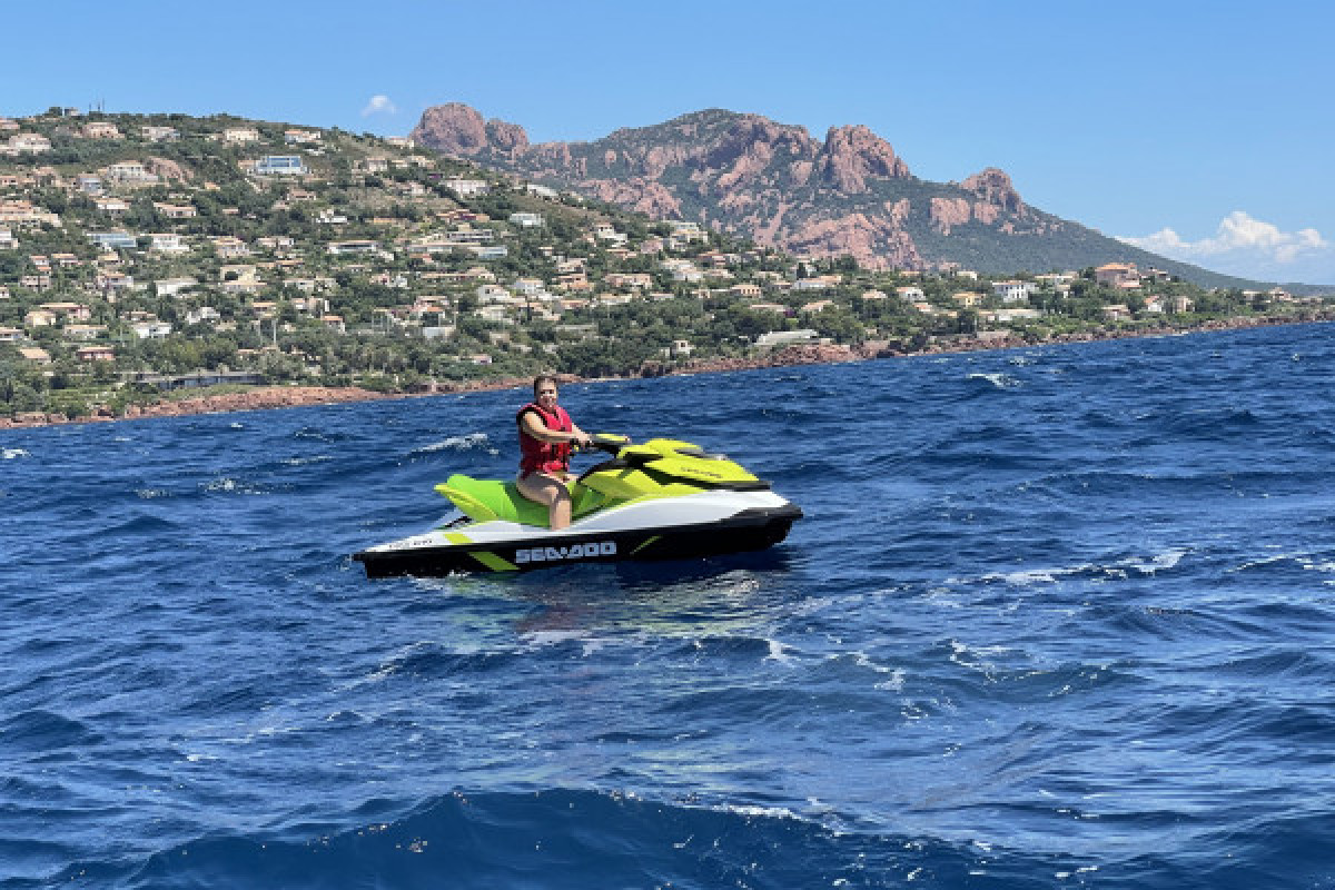 Initiation Jet ski - Agay - Bonjour Fun