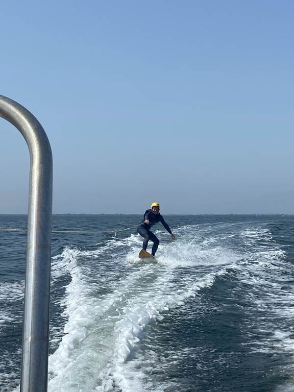 Initiation planche tractée / strapless / surf - Bonjour Fun