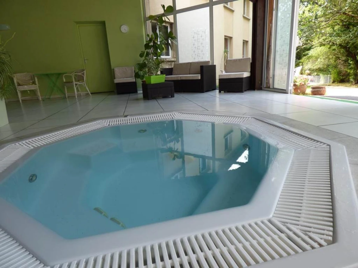 inspiration by balladins Villefranche-de-Rouergue - Bonjour Fun