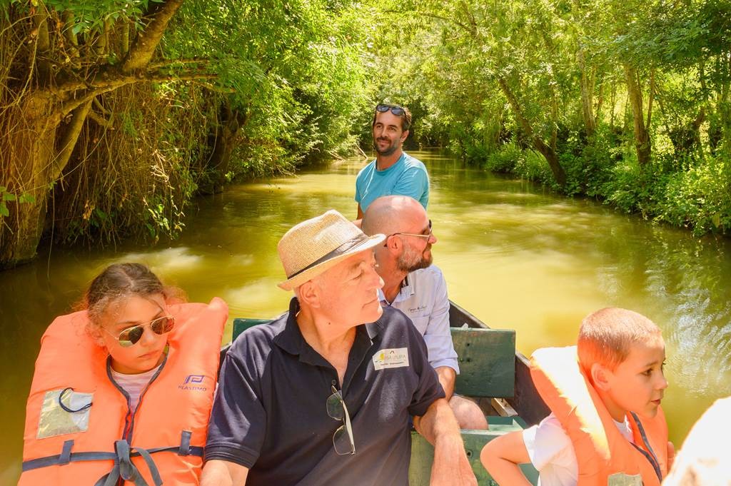 Excursion Vélo & Barque dans le Marais Poitevin - Bonjour Fun