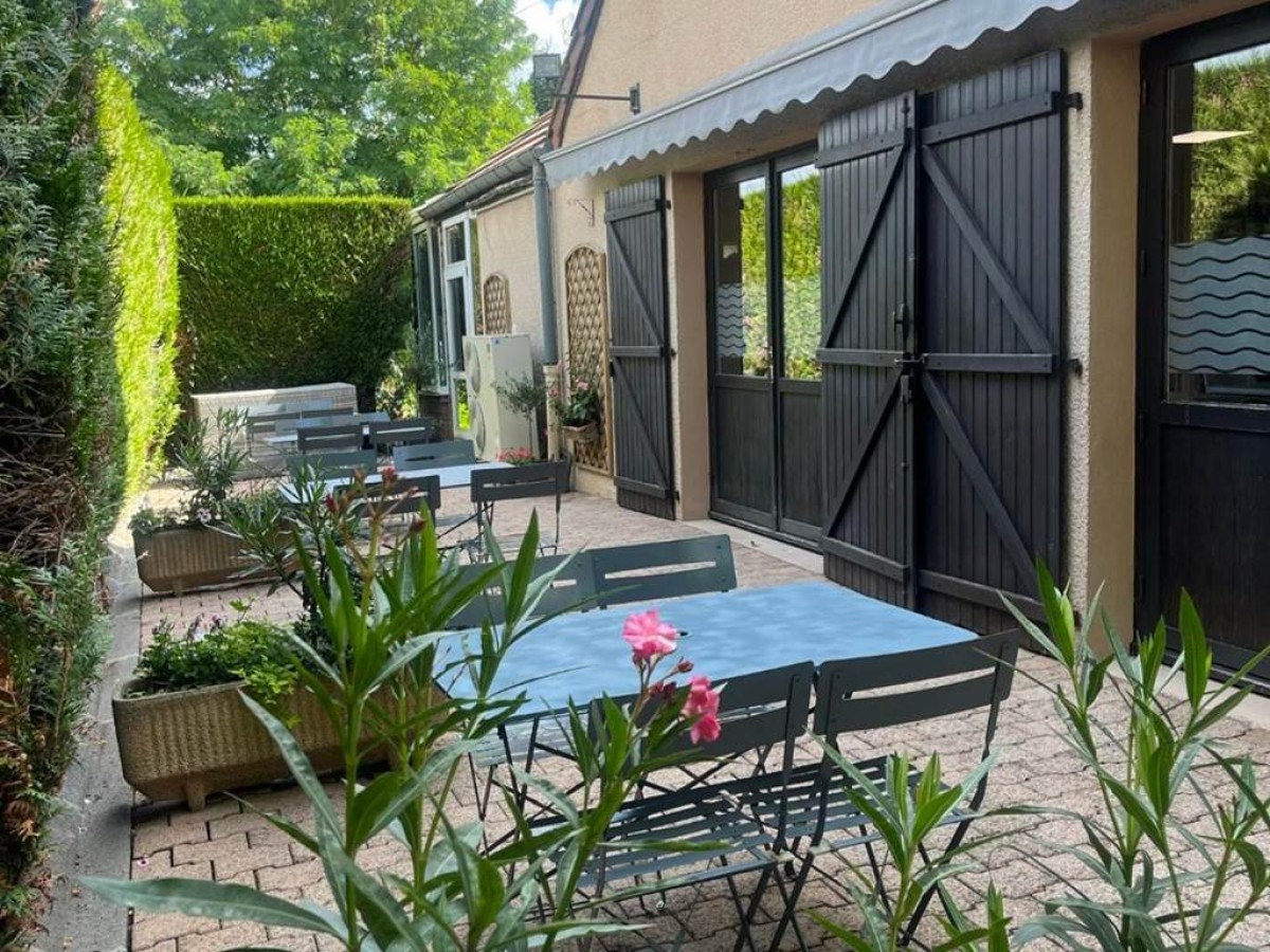 Kyriad Epernay - Bonjour Fun