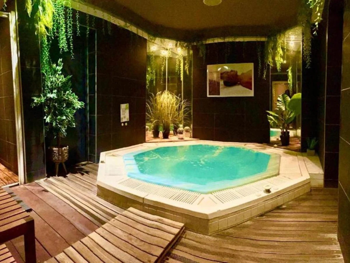 Kyriad Restaurant Centre SPA Vichy - Bonjour Fun