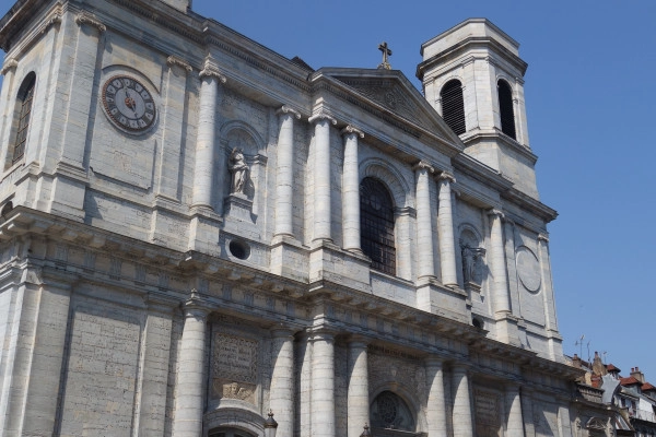 L’église Sainte-Madeleine, joyau caché de Besançon - Bonjour Fun L’église Sainte-Madeleine, joyau caché de Besançon - Bonjour Fun