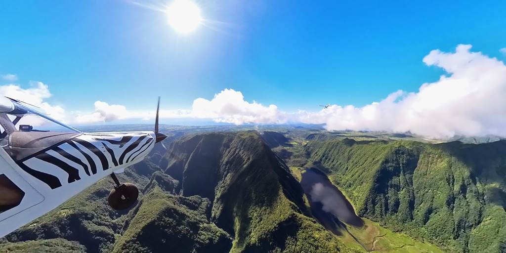 L'Explorateur - Bonjour Fun