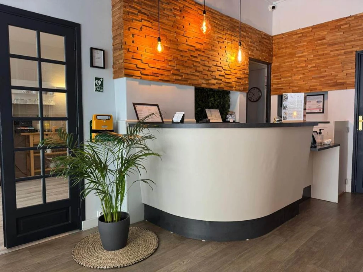 L'Hôtel Bristol - Bonjour Fun L'Hôtel Bristol - Bonjour Fun