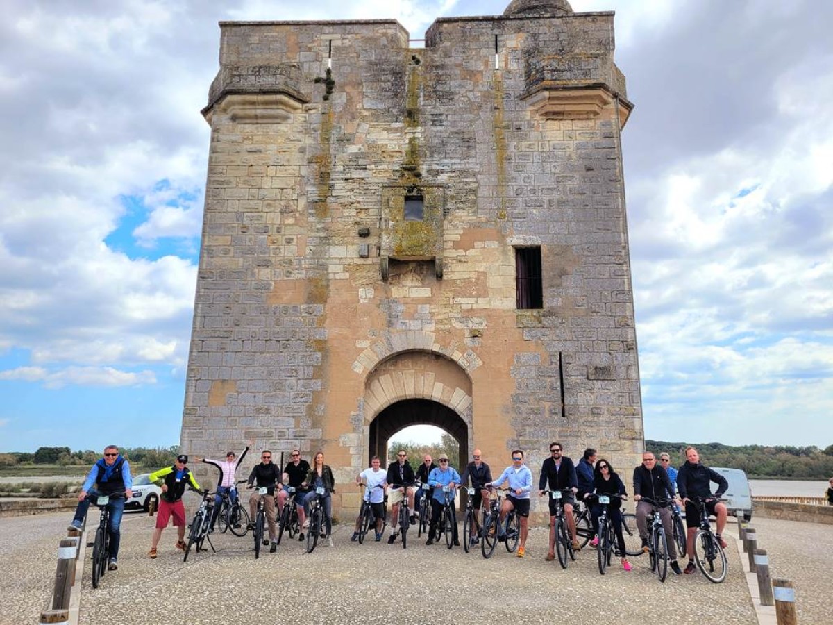 La Camargue secrète : Balade guidée en vélo électrique pour séminaire entreprise - Bonjour Fun