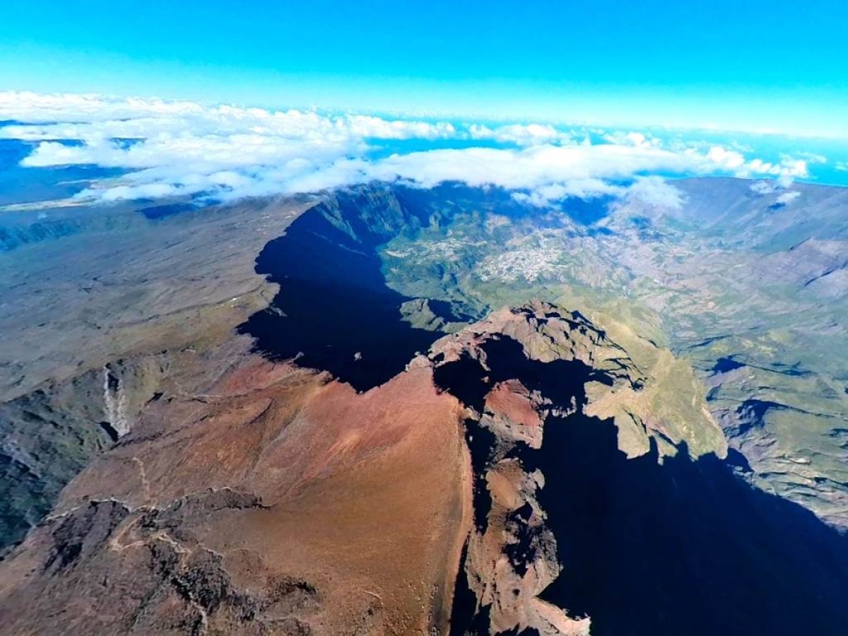 La complète : 3 cirques - volcan - lagon vol de 60 mn - Bonjour Fun