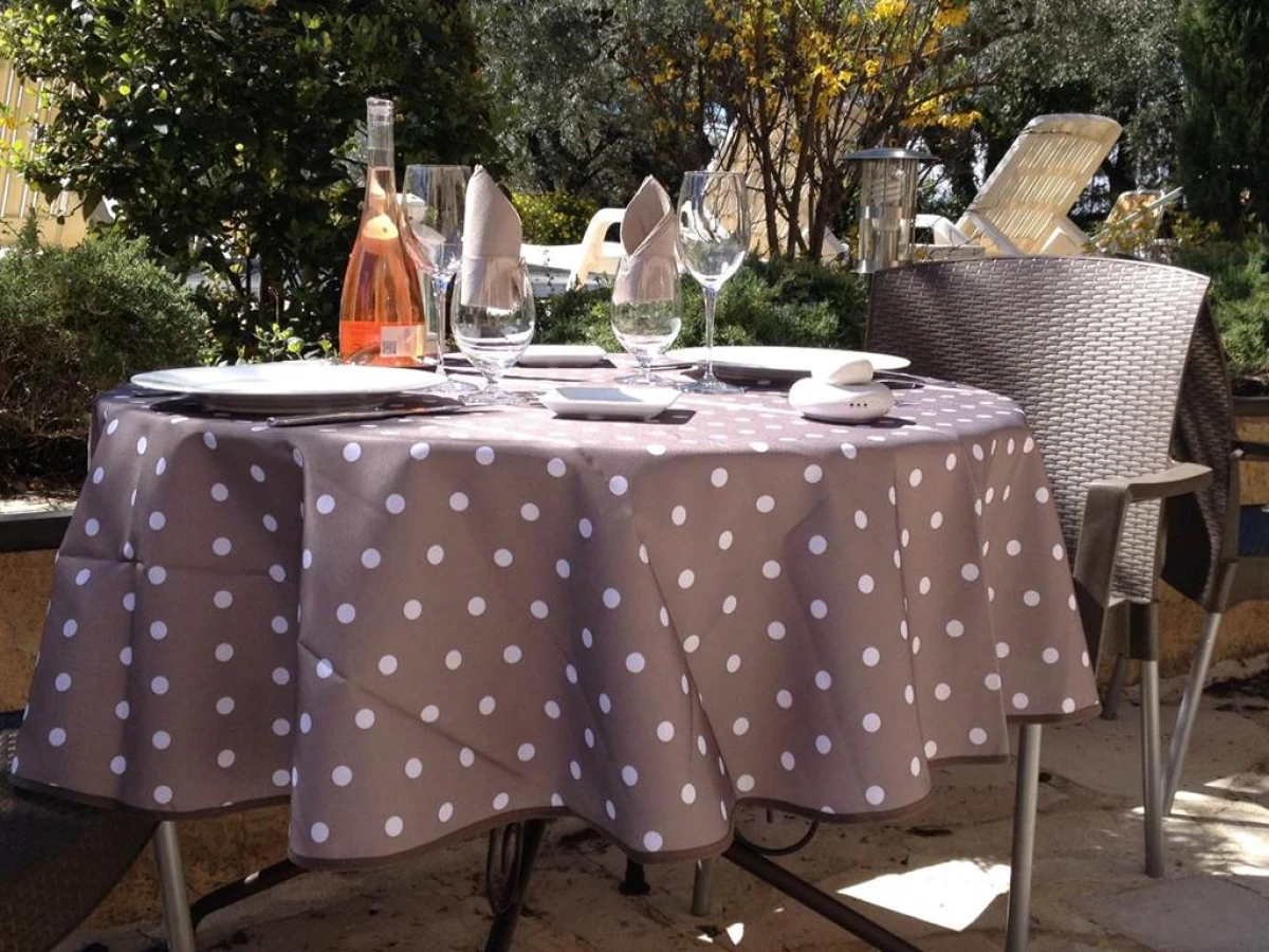 La Picholine en Provence - Bonjour Fun