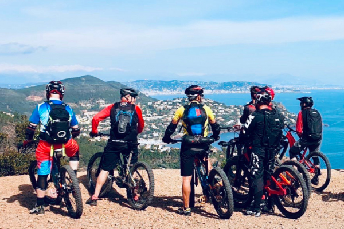 La plus belle route du monde en vtt électrique - Excursion accompagnée - Bonjour Fun