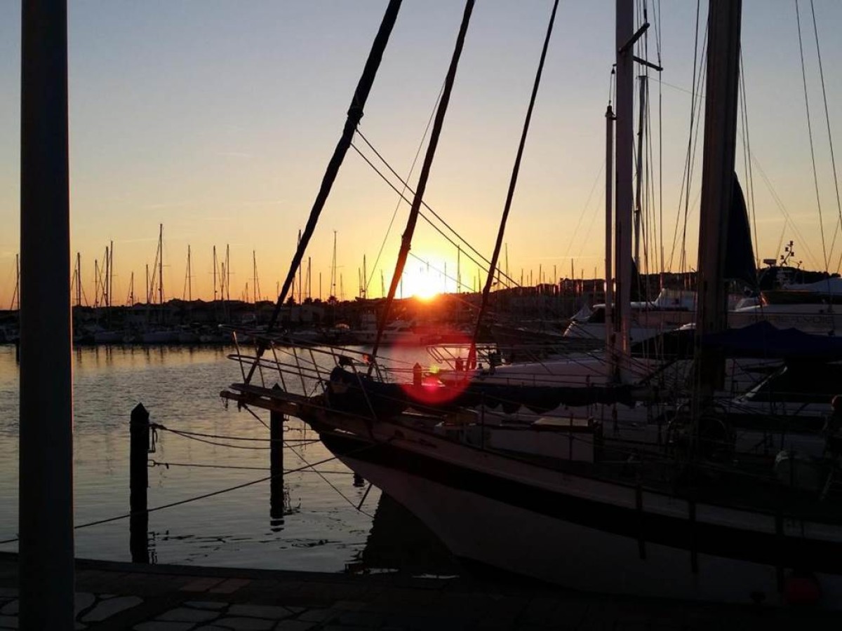 La Voile D' Or - Bonjour Fun