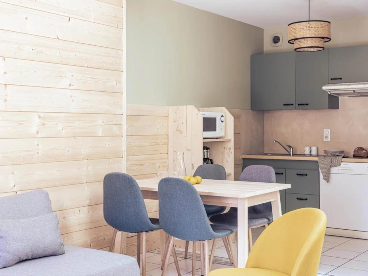 Le Clos du 5 - Appart Hotel Bagneres - Bonjour Fun