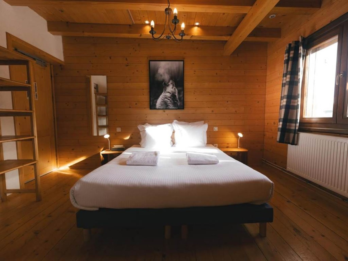 Le Loup Blanc - Bonjour Fun