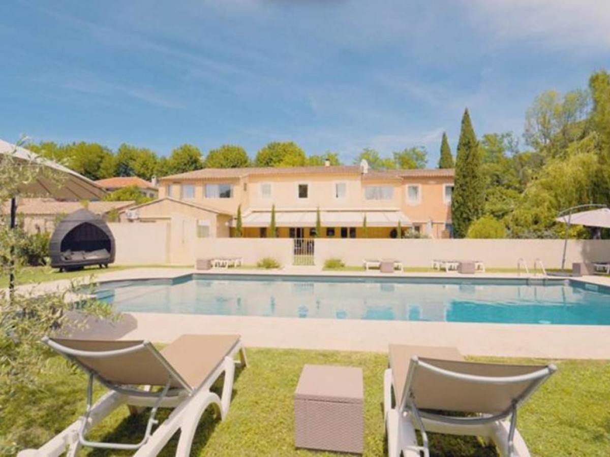 Le Mas Du Colombier - Bonjour Fun