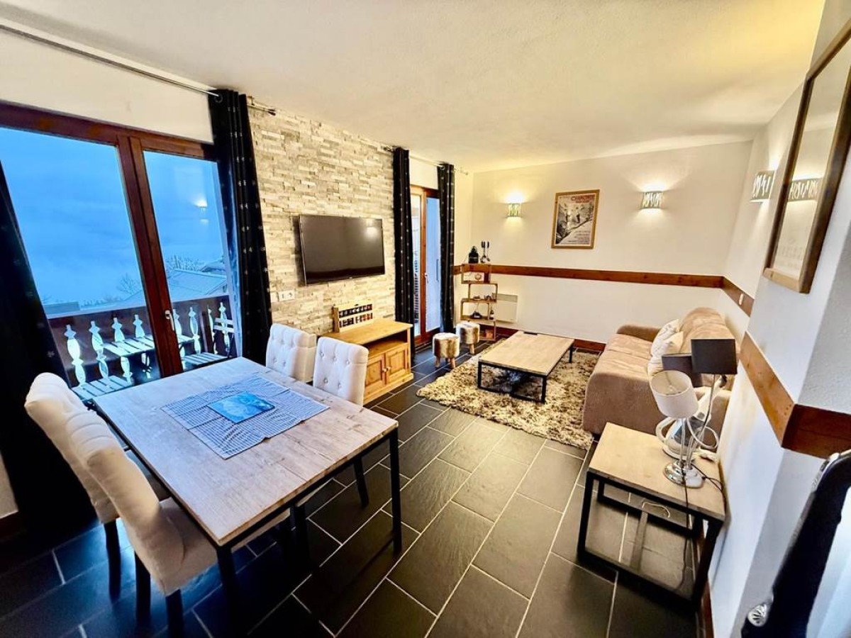 Les Aiguilles De Warens - Bonjour Fun