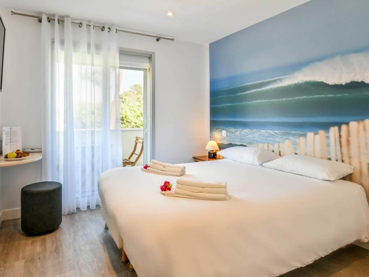 Les Vagues Hôtel Restaurant - Bonjour Fun