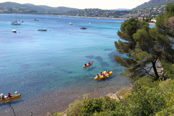 Location de kayak de mer - littoral de l'Estérel - Bonjour Fun