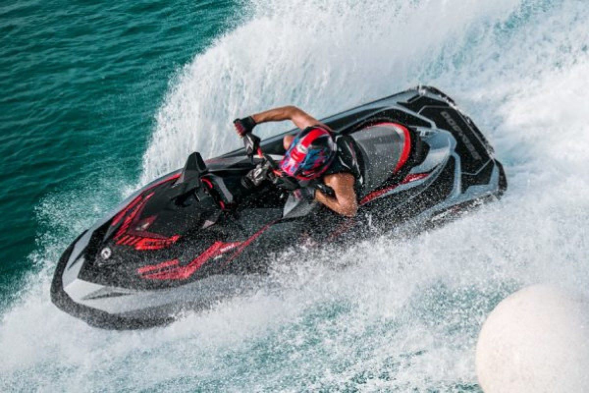Location JET SKI SEADOO RXP-X-RS 300 (2 personnes ) - Bonjour Fun