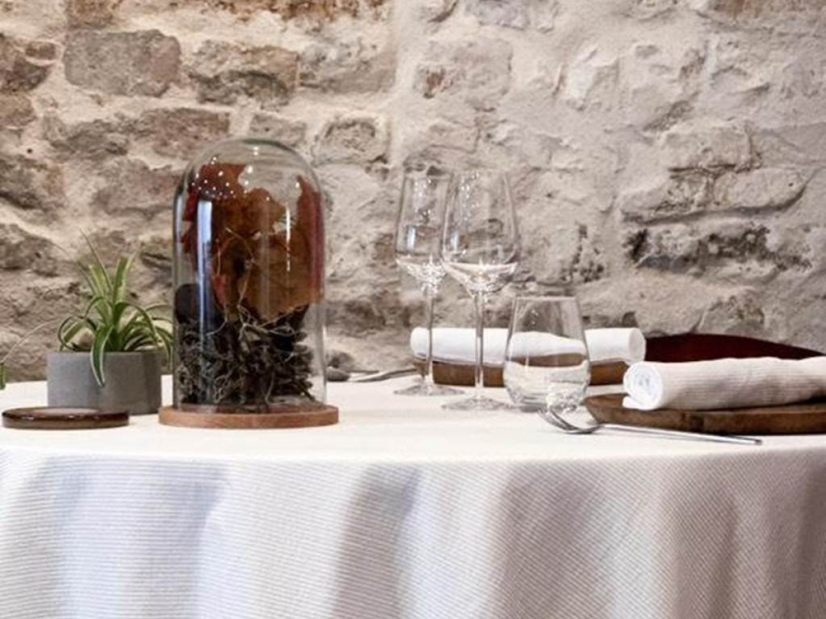 Logis Burnel Et La Cle Des Champs - Bonjour Fun