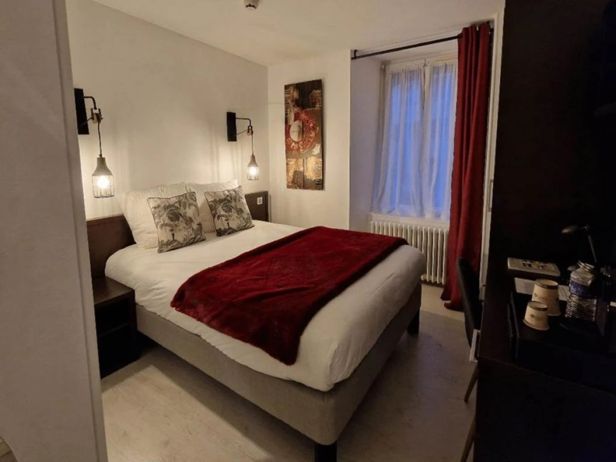 Logis Central Hôtel - Restaurant & Spa - Bonjour Fun
