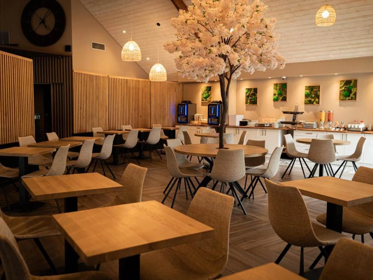 Logis Clermotel - Hôtel & Restaurant - Bonjour Fun