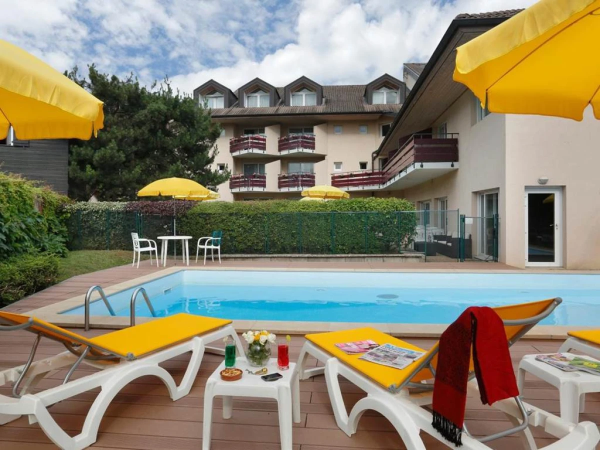 Logis Hotel Arc En Ciel - Bonjour Fun