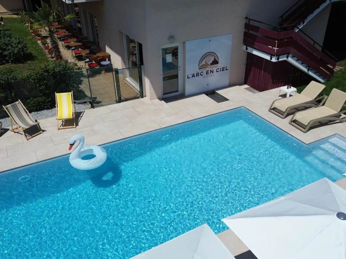 Logis Hotel Arc En Ciel - Bonjour Fun