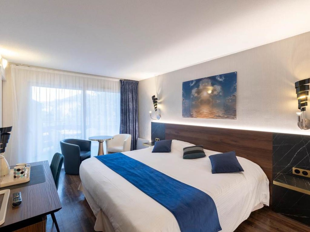 Logis Hotel Arc En Ciel - Bonjour Fun