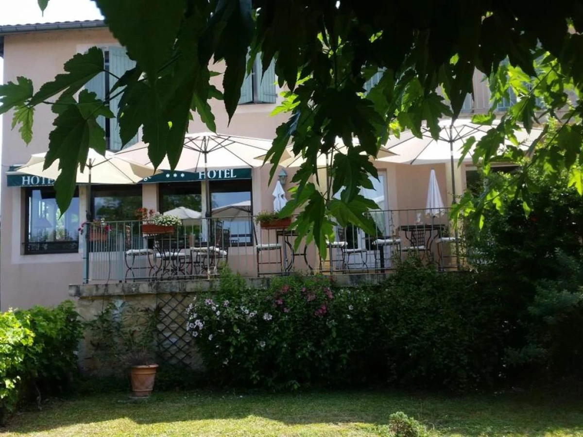 Logis-Hôtel Côté-Rivage - Bonjour Fun