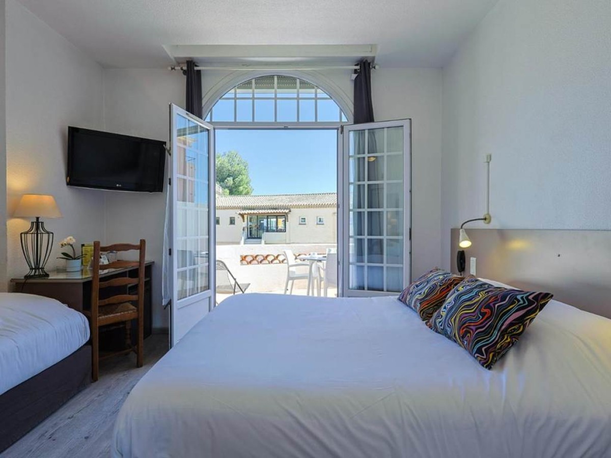 Logis Hotel l'Esterella - Bonjour Fun