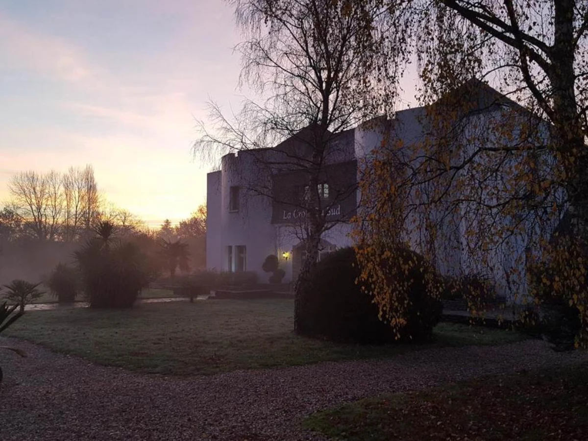Logis Hotel La Croix du Sud - Bonjour Fun