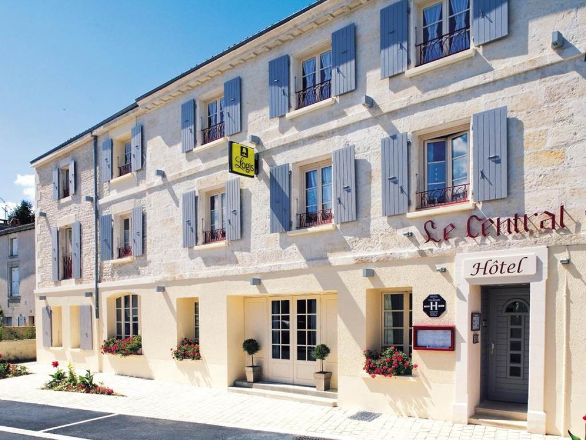 Logis Hôtel Le Central - Bonjour Fun