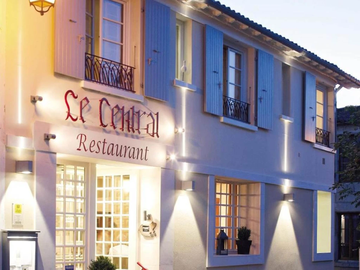 Logis Hôtel Le Central - Bonjour Fun