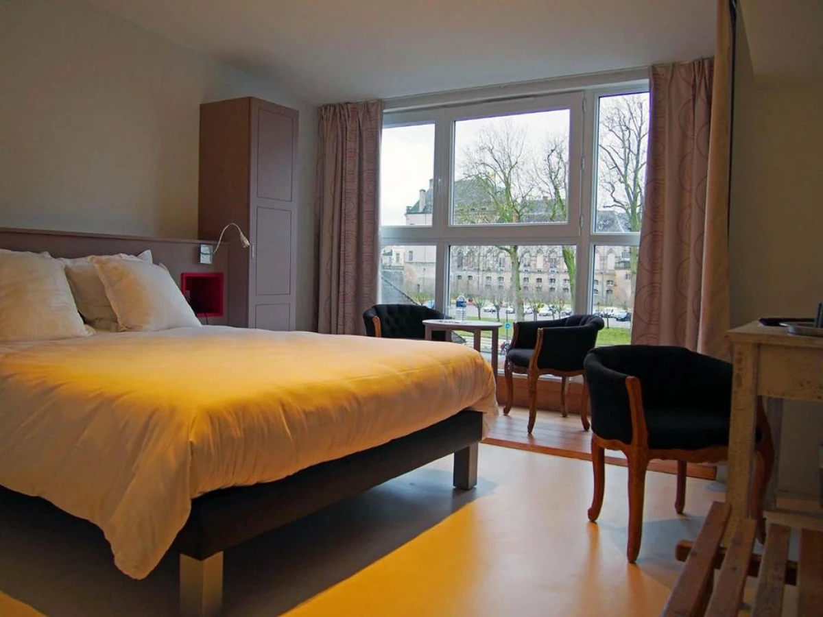 Logis Hôtel Les Pages - Bonjour Fun