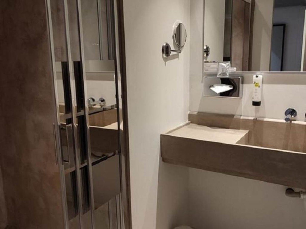 Logis Hôtel Les Pages - Bonjour Fun