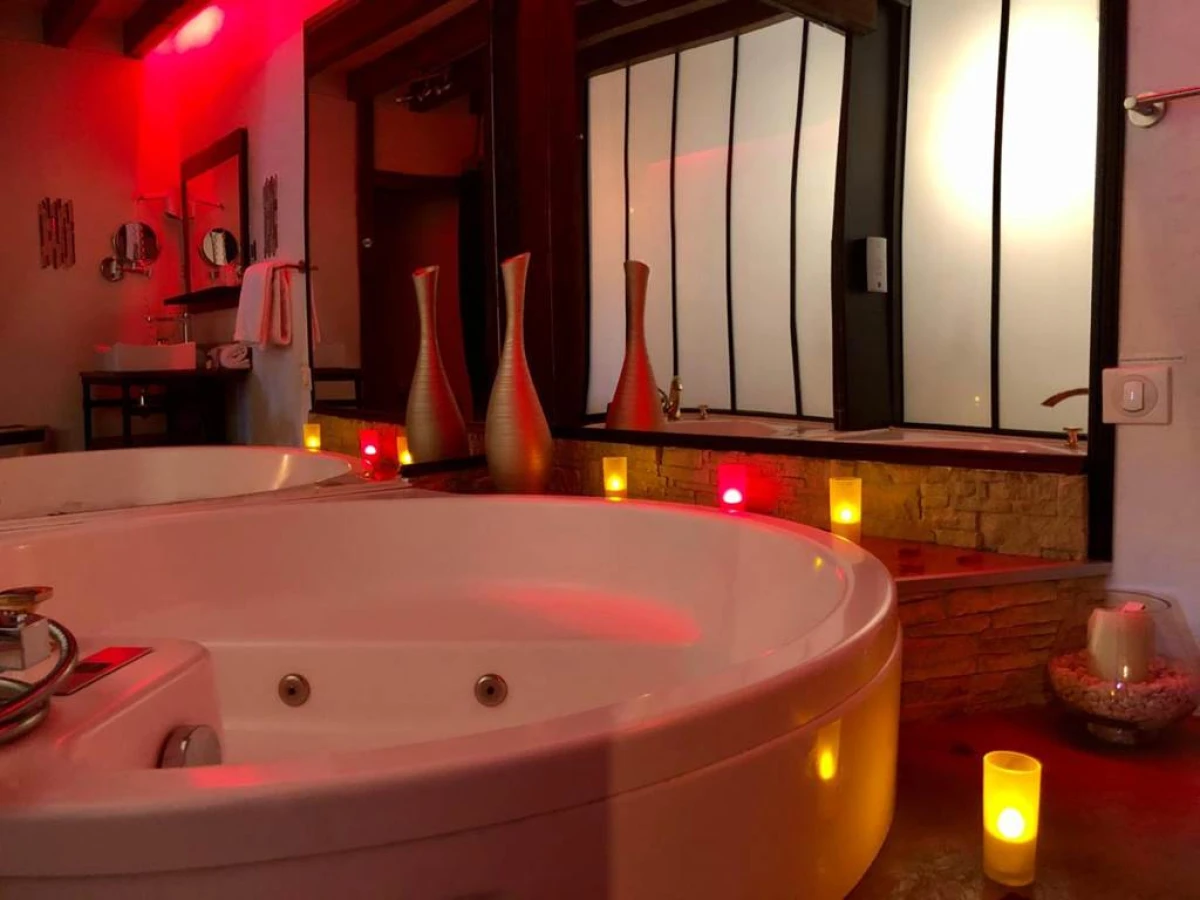 Logis Hotel Oasis - Bonjour Fun