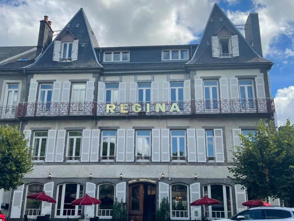 Logis Hôtel Regina - Bonjour Fun