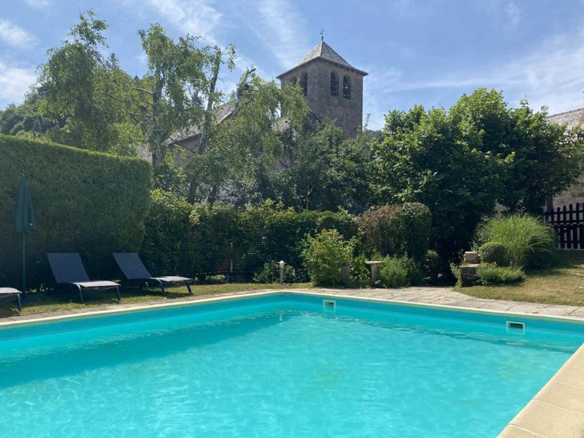 Logis Hôtel Restaurant L'Auberge du Chateau - Bonjour Fun